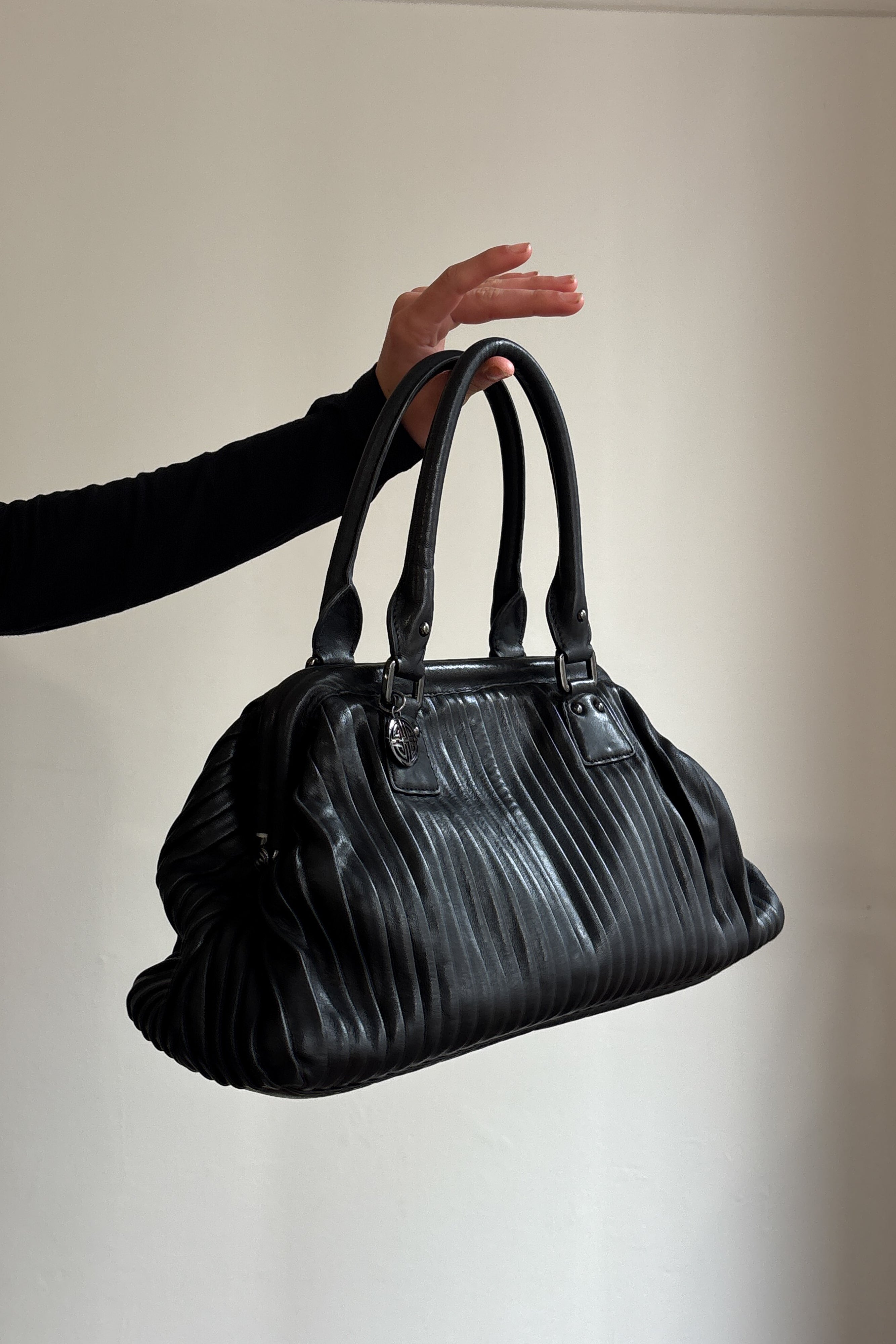 HUGO BOSS PLEATED LEATHER HANDBAG