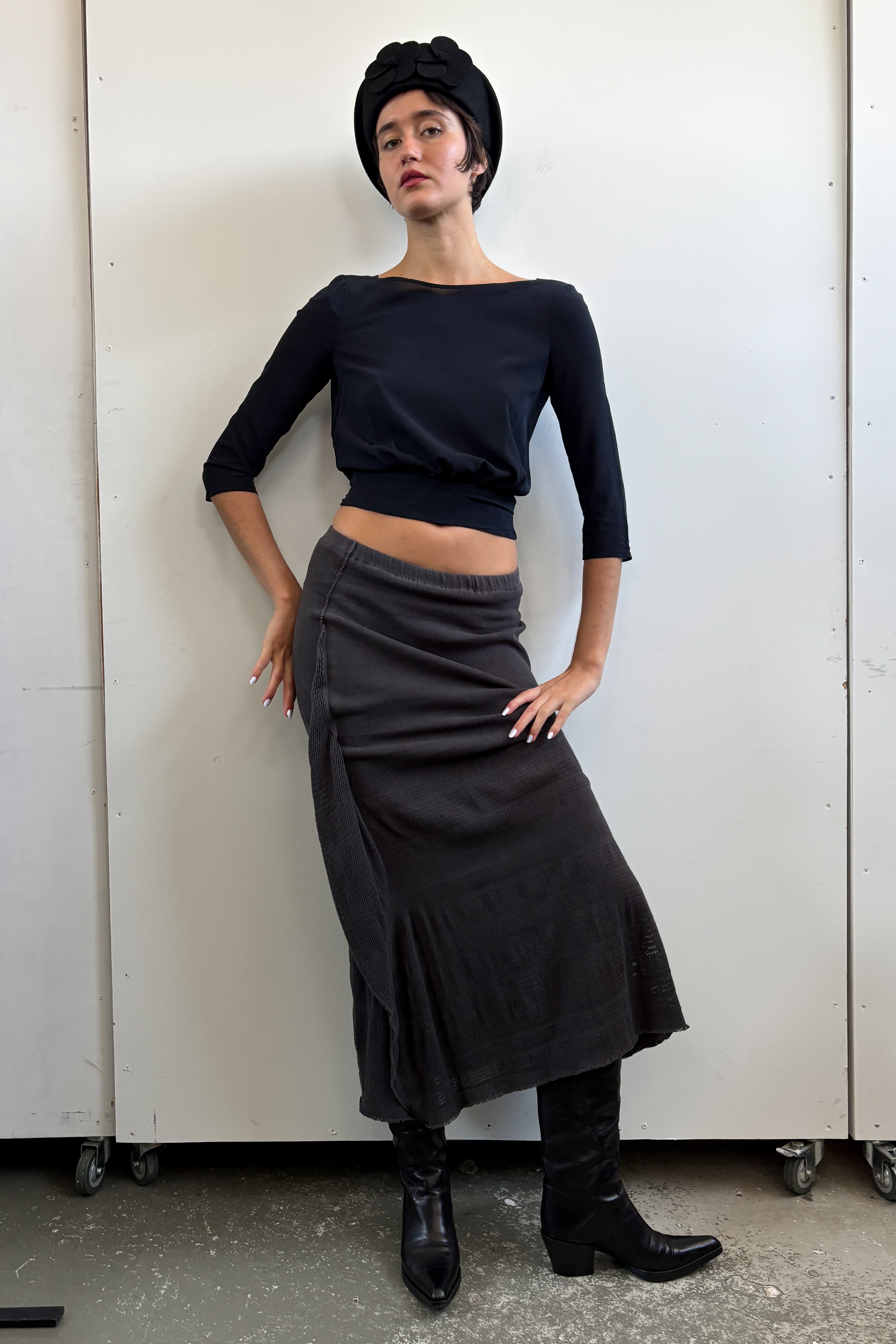ISSEY MIYAKE MESH PANELLED MIDI SKIRT