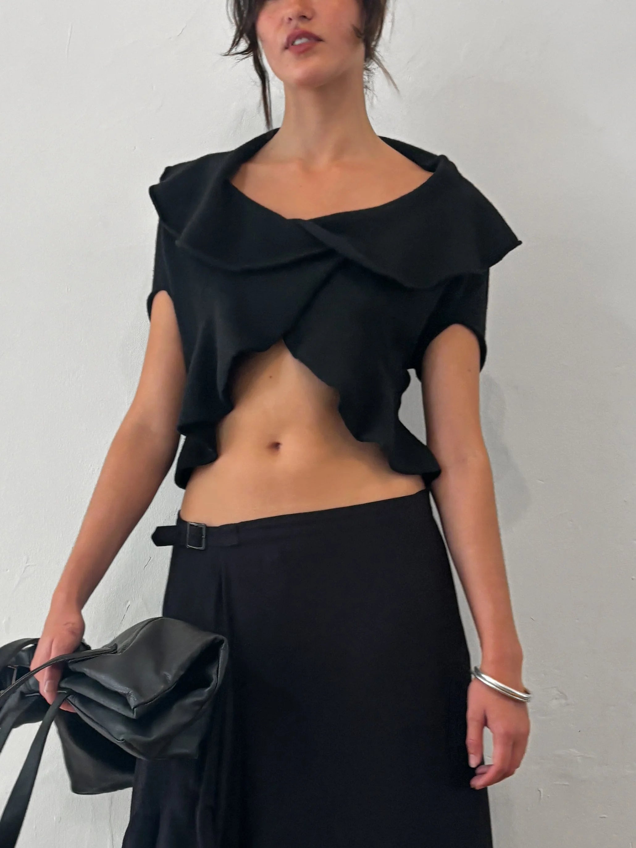 EMPORIO ARMANI SCULPTURAL ULTRA CROPPED CARDIGAN TOP