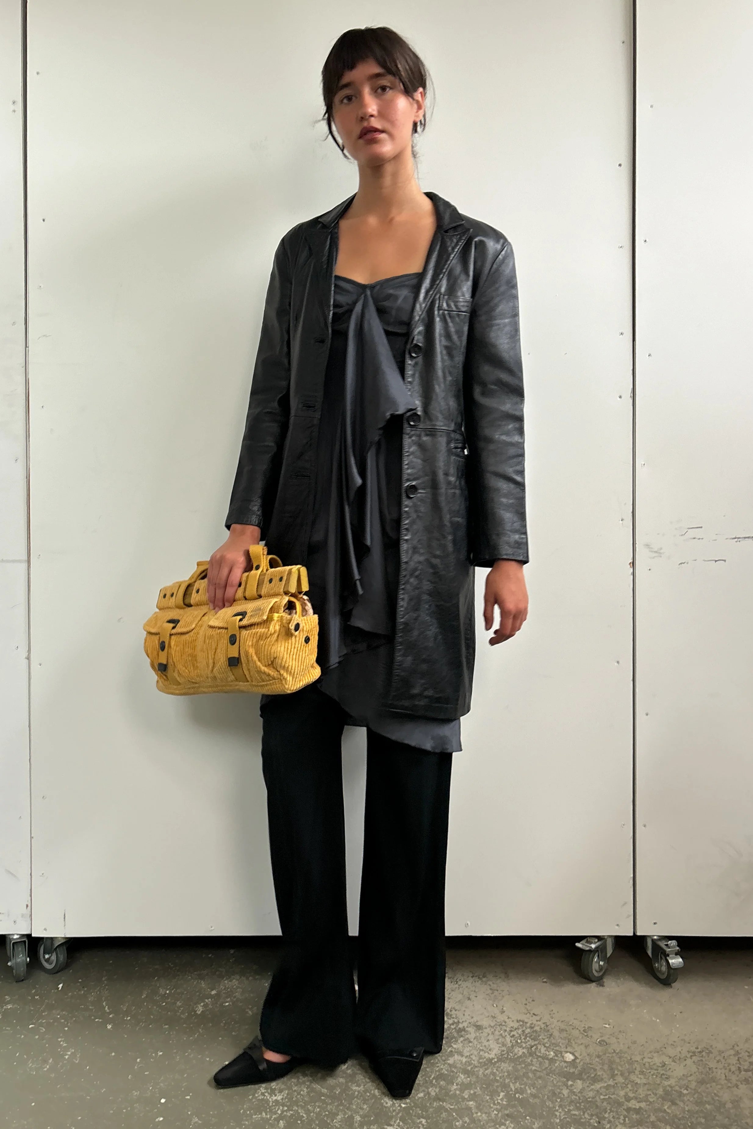 VINTAGE BLACK LEATHER TRENCH COAT