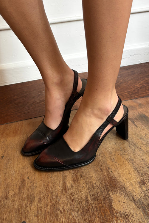 2000'S CoSTUME NATIONAL LEATHER SLING BACK HEELS